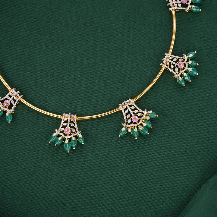 Vanthikaa Diamond Design Necklace Set