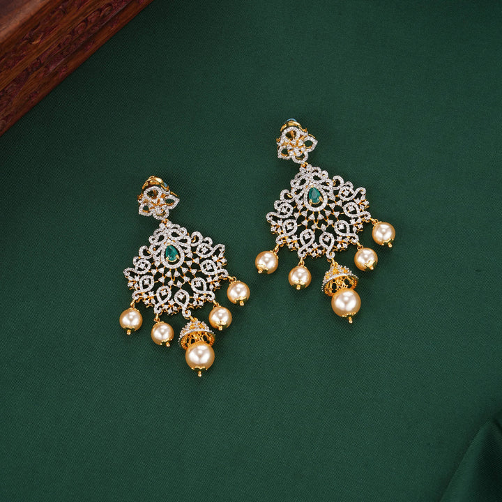Dazzling  Diamond Design Necklace Set