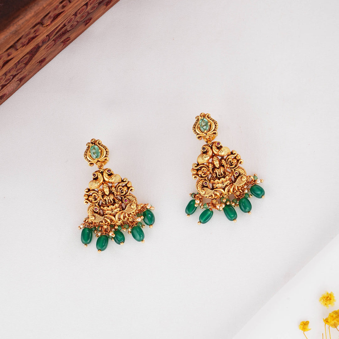 Nithikaa  3D Spl Short Necklace Set