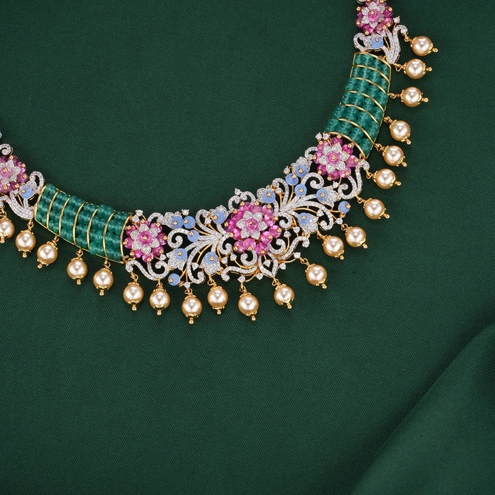 Vinithaa Diamond Design Necklace Set
