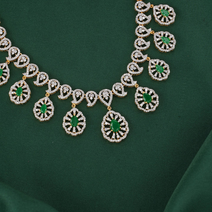 Gracefully Glowing Diamond Design Necklace Set