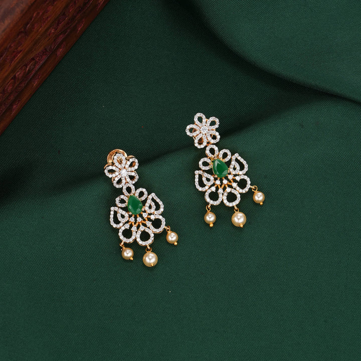 Timeless Elegance Diamond Design Necklace Set