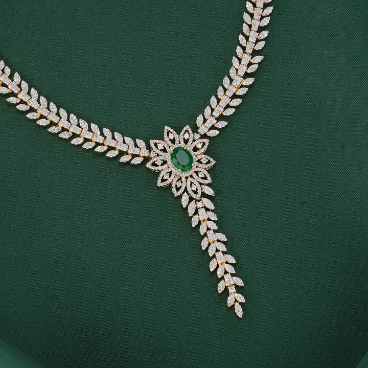 Vinithaa Avikam Necklace Set