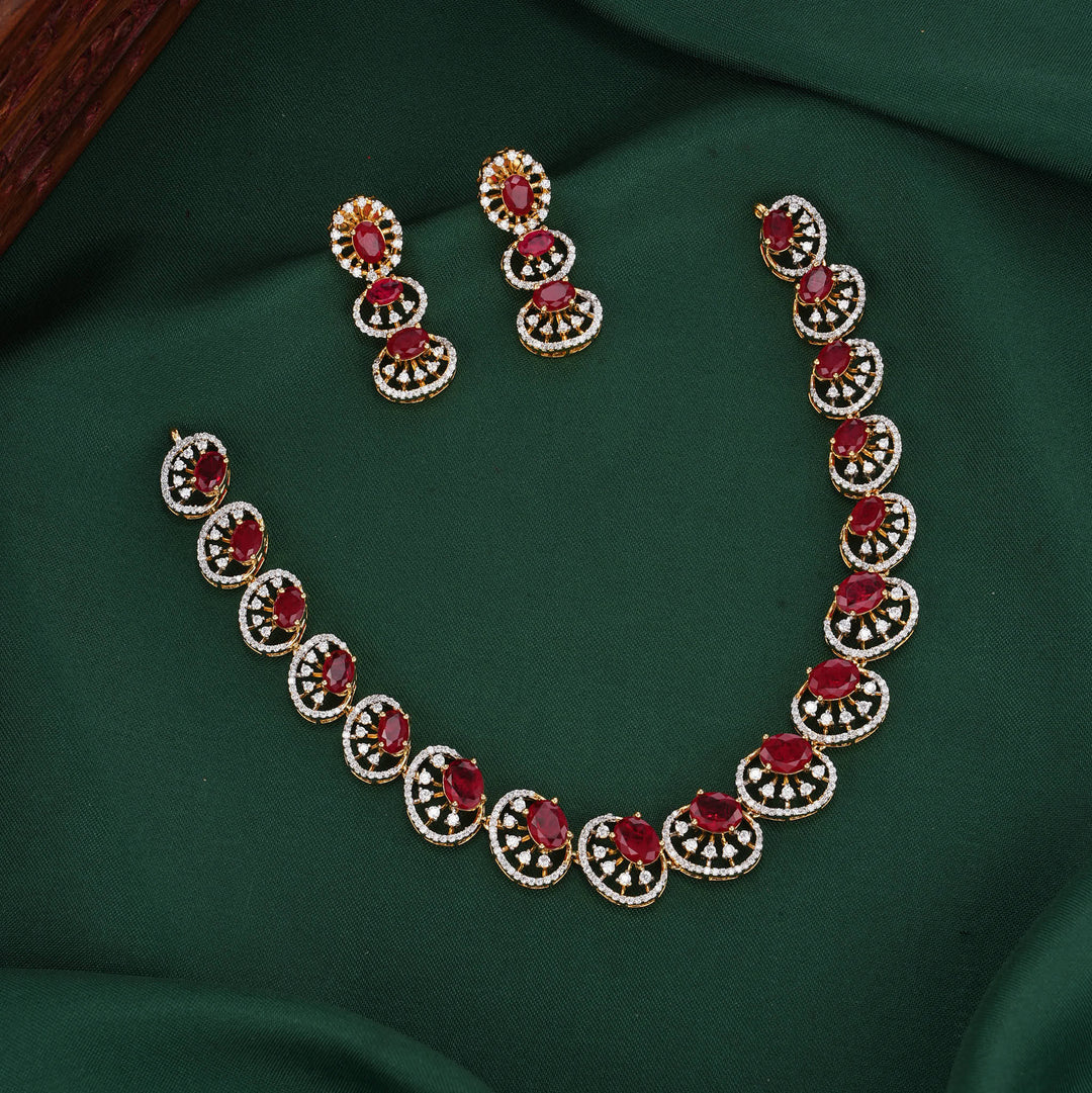 Brilliantly Vibrant Diamond Design Necklace Set