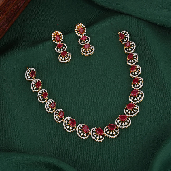 Brilliantly Vibrant Diamond Design Necklace Set
