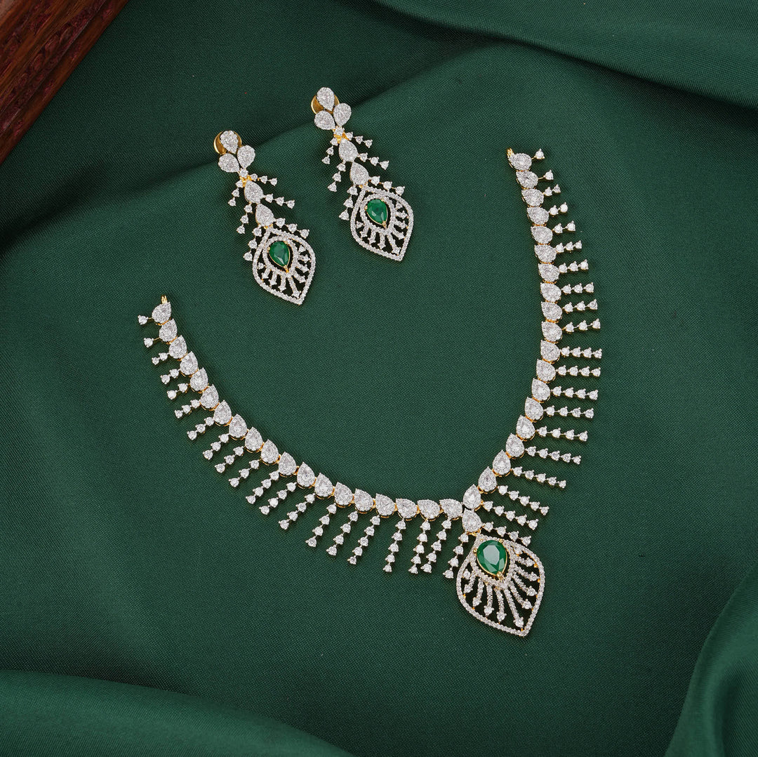 Aura Classy Avikam Necklace Set
