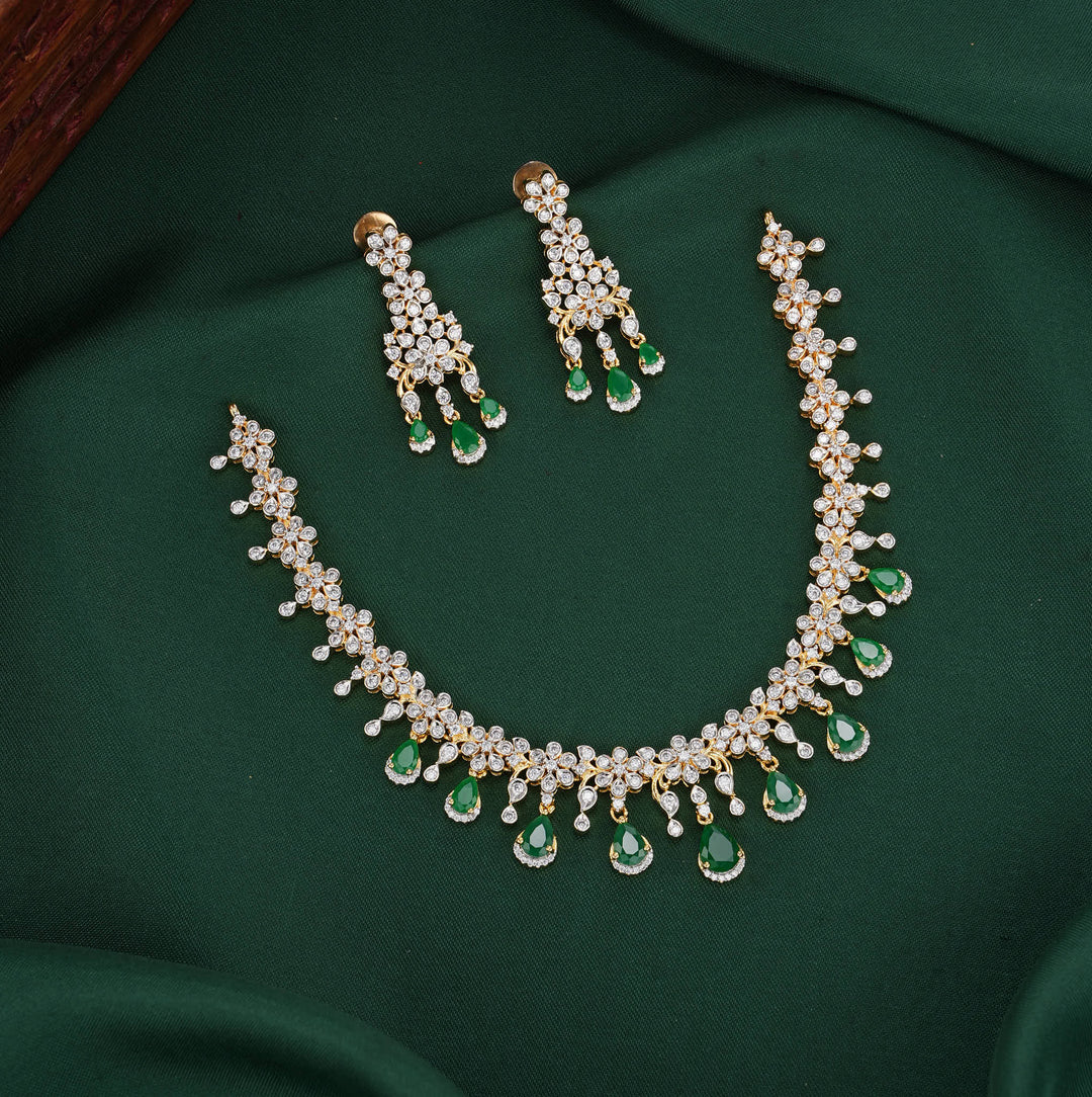 Authentic Sparkle Diamond Design Necklace Set