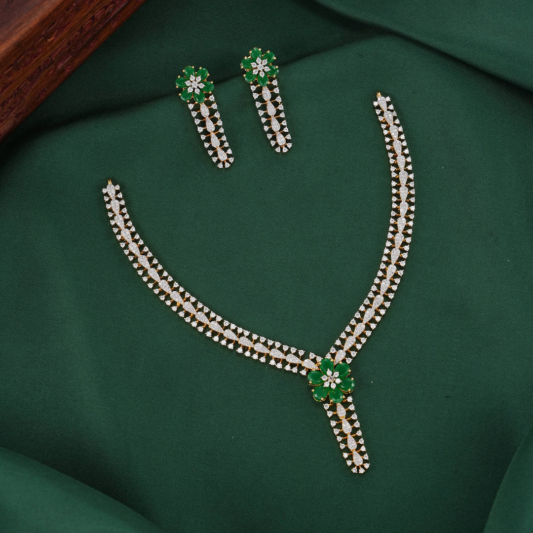 Radiant Verde Diamond Design Necklace Set
