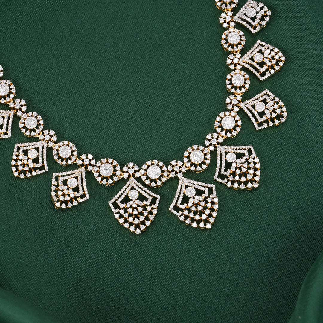 Glow Charm Avikam Necklace Set