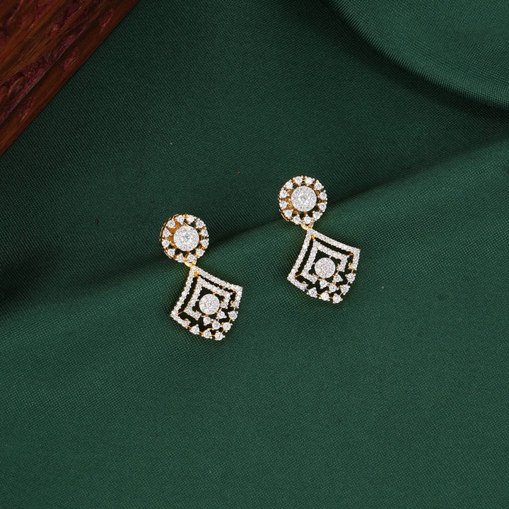 Glow Charm Avikam Necklace Set