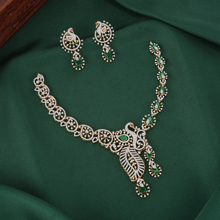 Vibrant Class Avikam Necklace Set
