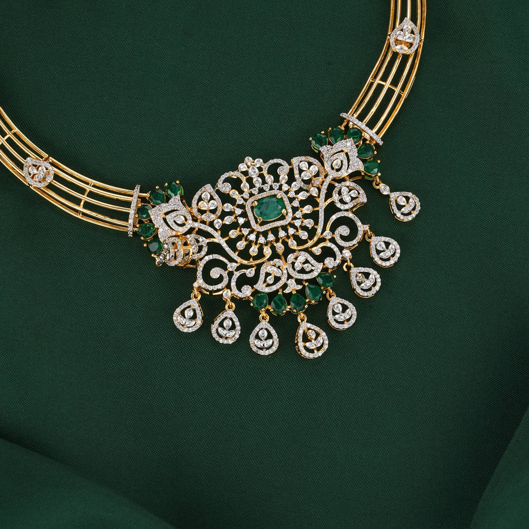 Lavish Diamond Design Necklace Set