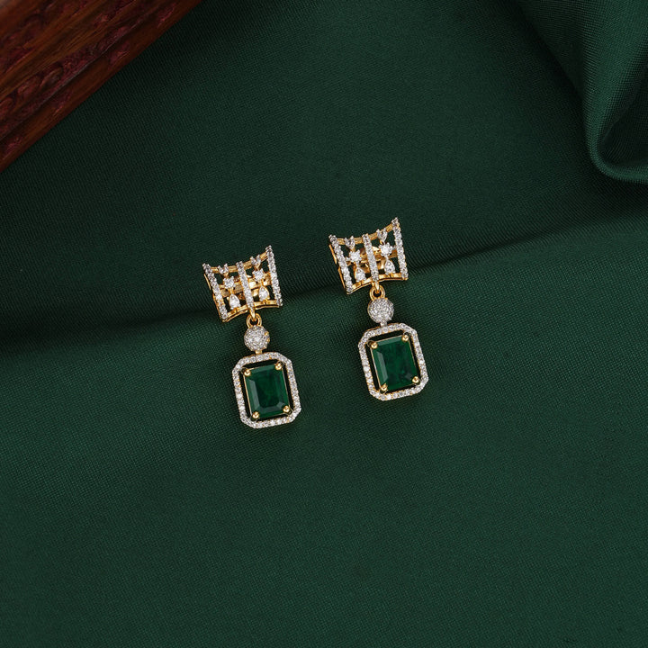 Vermikaa Diamond Design Necklace Set