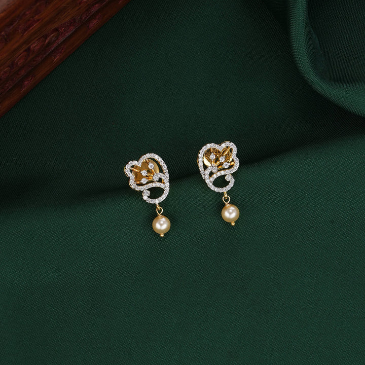 Dreamy Diamond Design Necklace Set