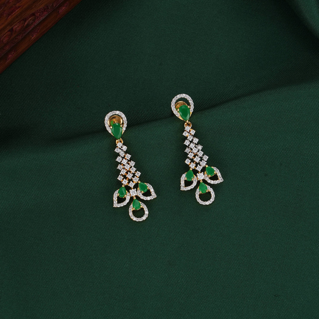 Fanisha Diamond Design Necklace Set