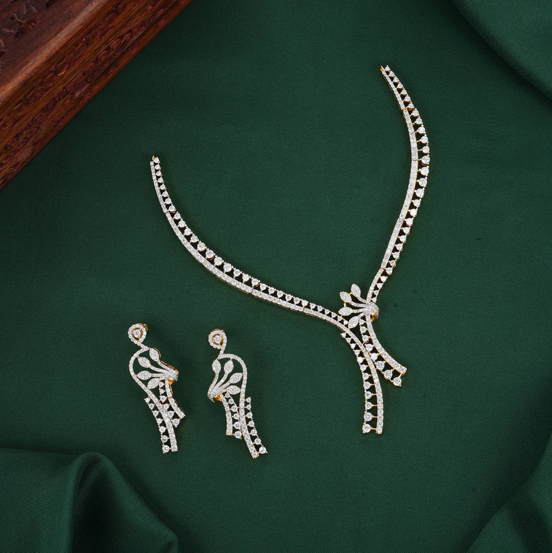 Varshikaa Diamond Design Necklace Set