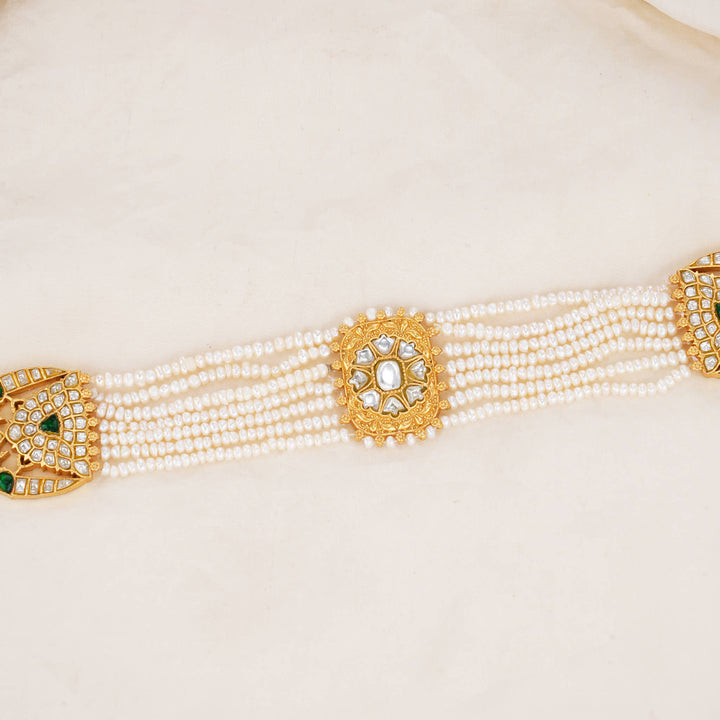 Fantastic  Kundan Choker