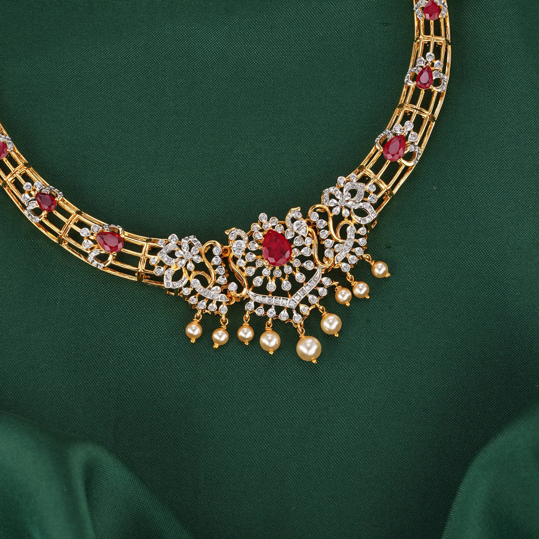 Amelora Diamond Design Necklace Set