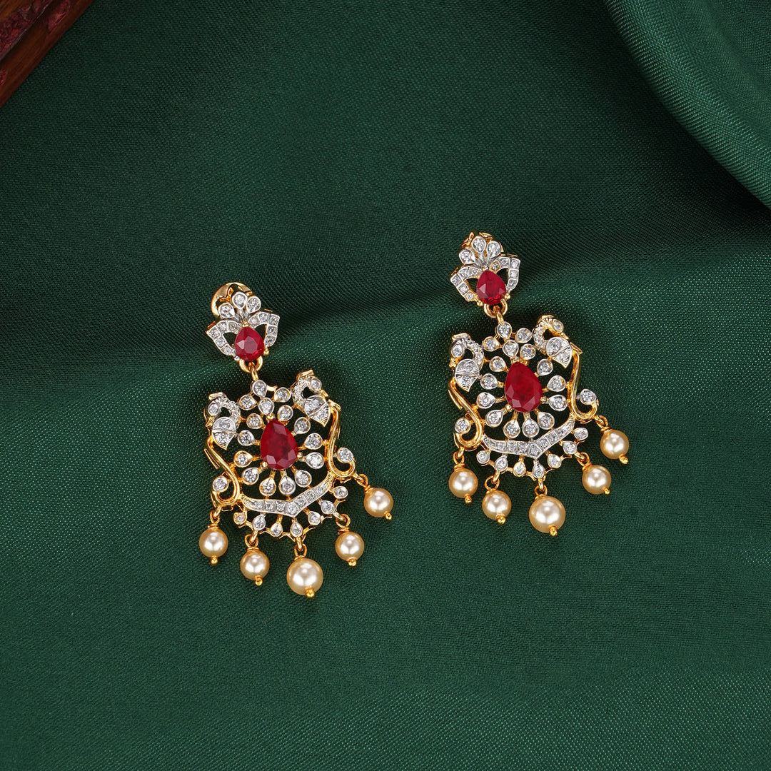 Amelora Diamond Design Necklace Set