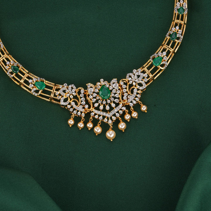 Artfully Crafted Avikam Necklace Set