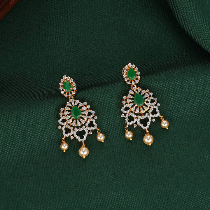 Sarvelle Diamond Design Necklace Set