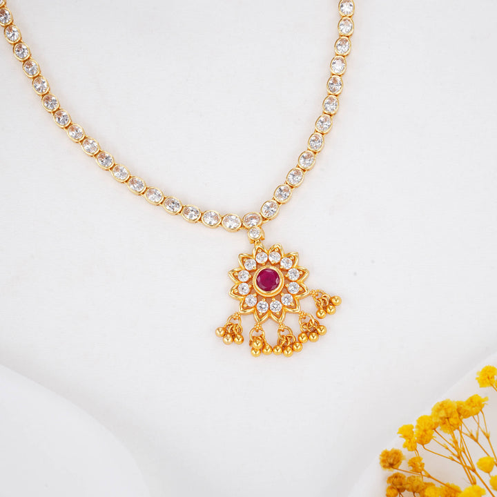 Vernikaa Stone Short Necklace