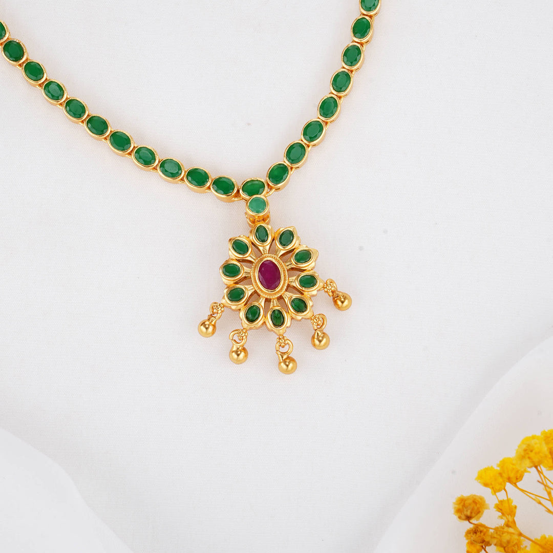 Verde Bloom Reversible Short Necklace