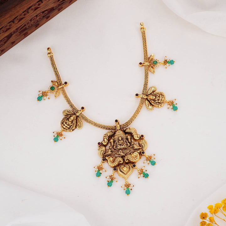 Vertasile Grace Nagas Short Necklace
