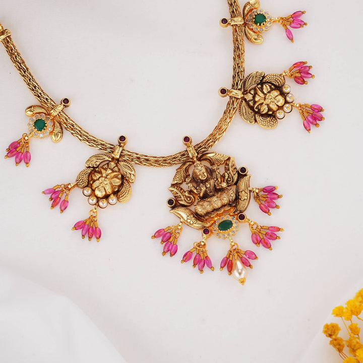 Velara Nagas Short Necklace
