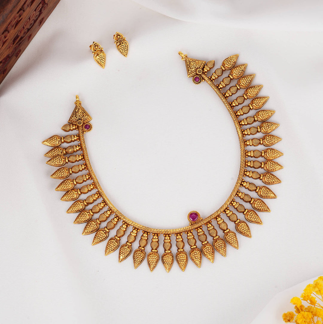 Timeless Craft Nagas Short Necklace