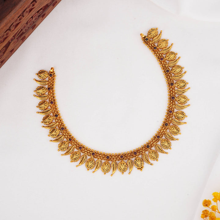 Glows with Elegance Nagas Short Necklace