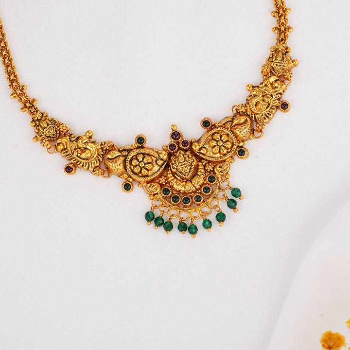 Elviera  Nagas Short Necklace