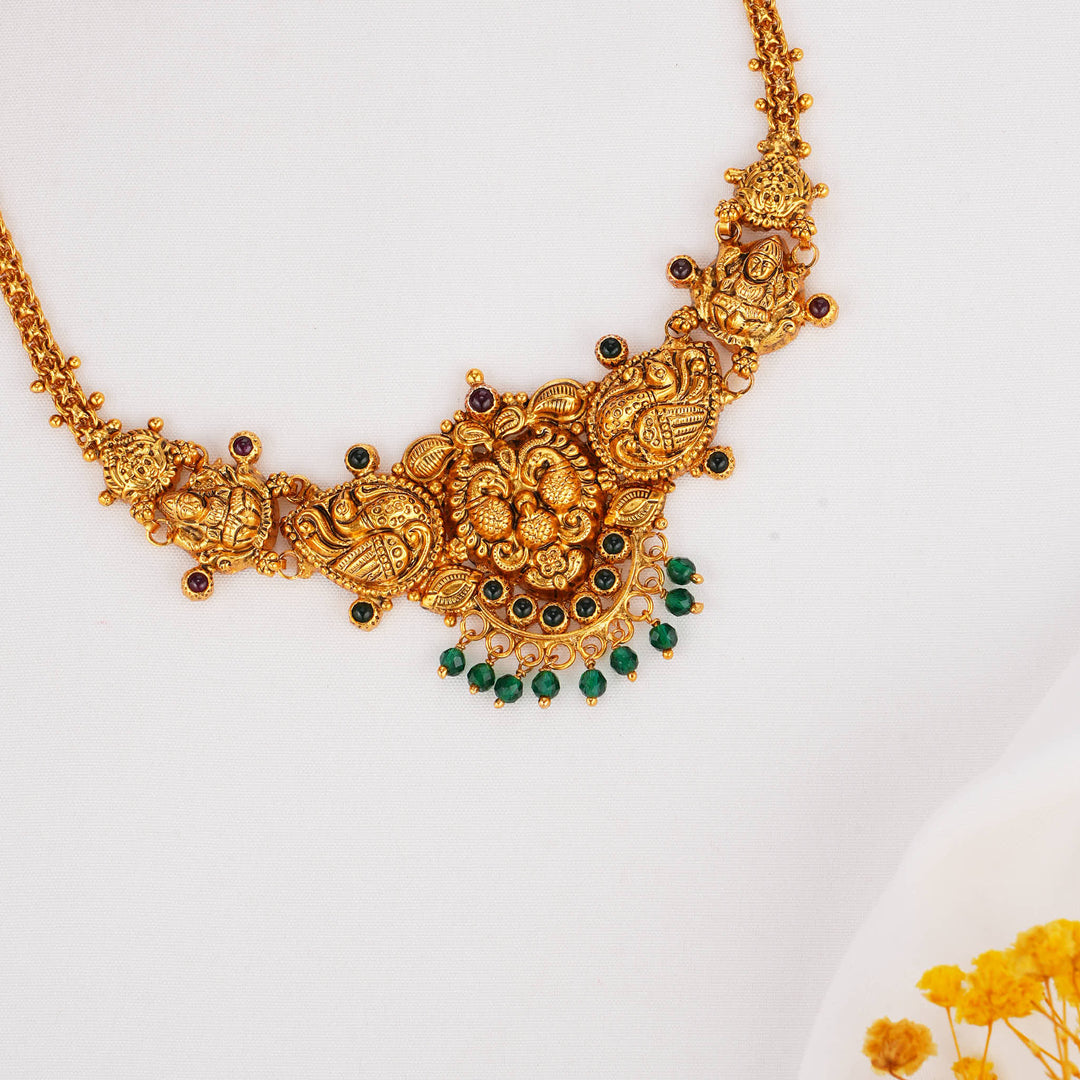 Avora Nagas Short Necklace