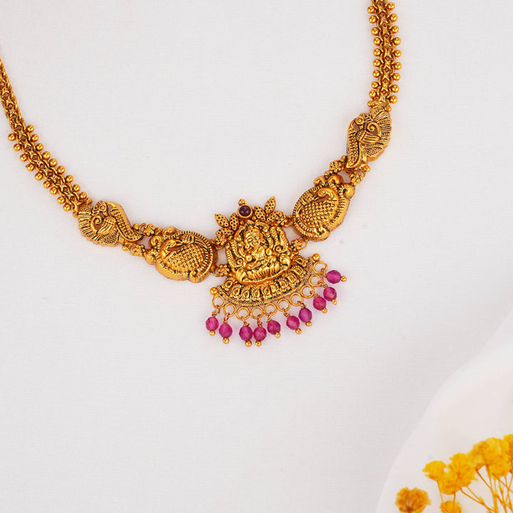 Dreamy Nagas Short Necklace