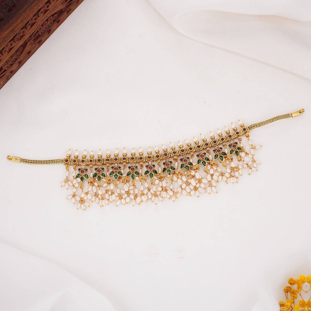 Grand Allure Stone Short Necklace