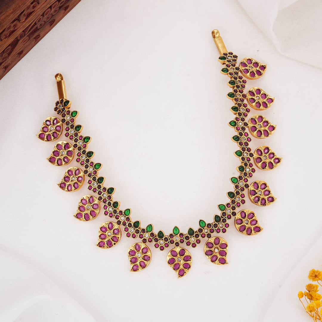 Exquisite Stone Short Necklace