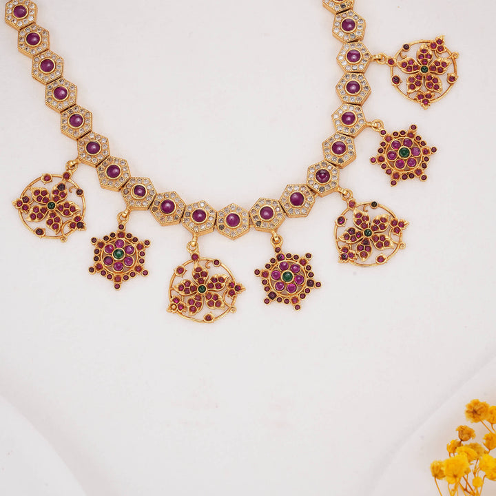 Vibrant Stone Short Necklace