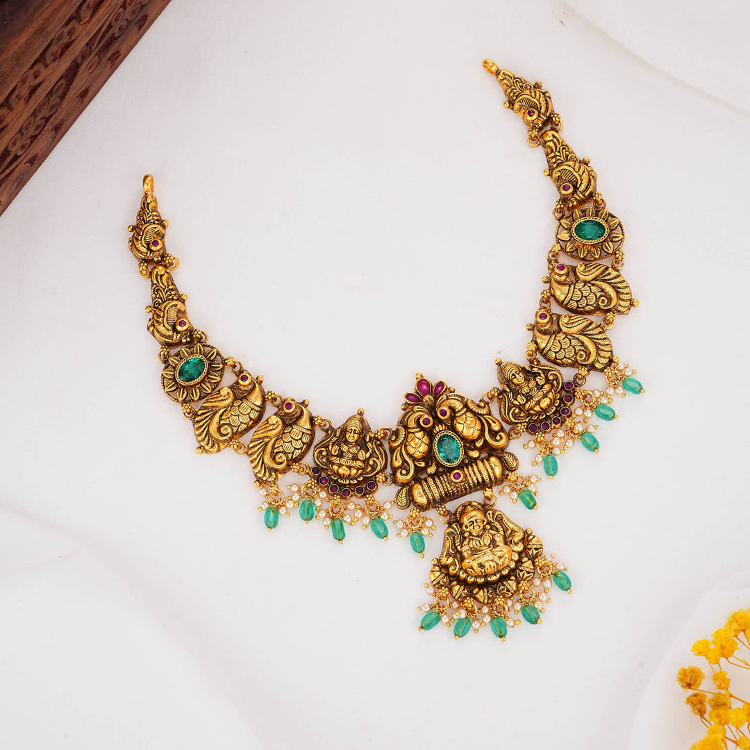 Vivacious Sparkle Nagas Short Necklace