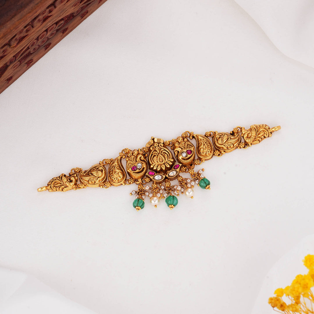 Thanisha  Nagas Choker