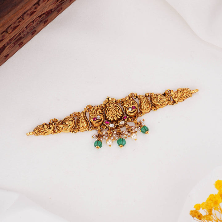 Thanisha  Nagas Choker