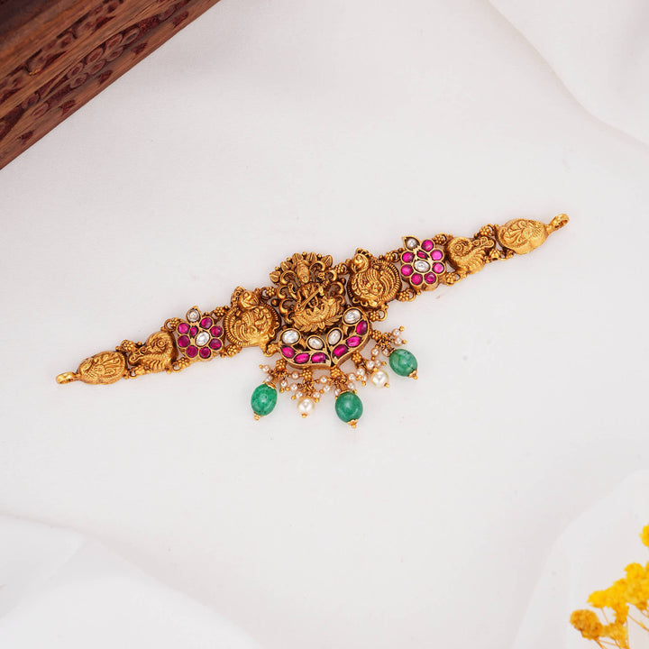 Radiant Nagas Choker