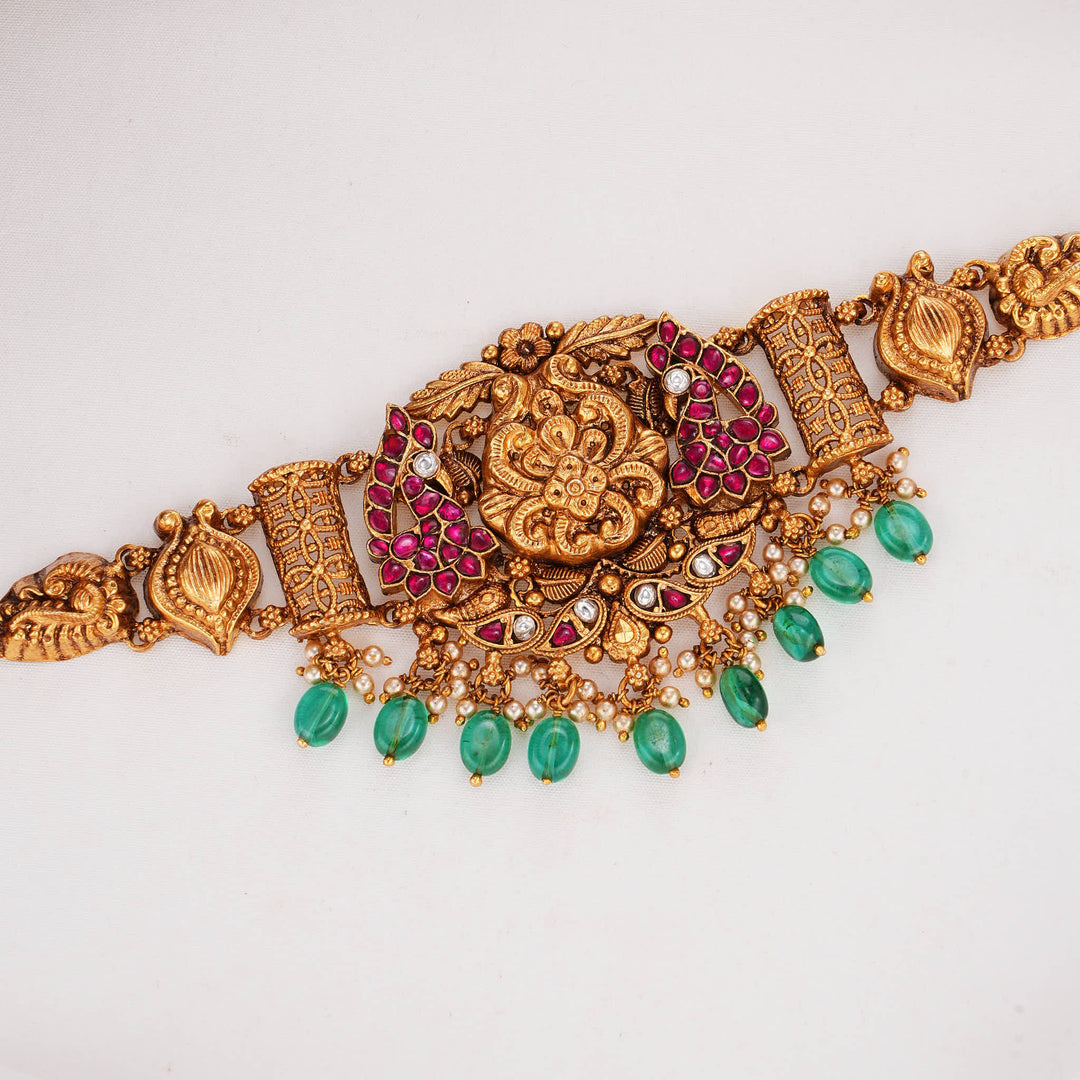 Tharikaa Nagas Choker