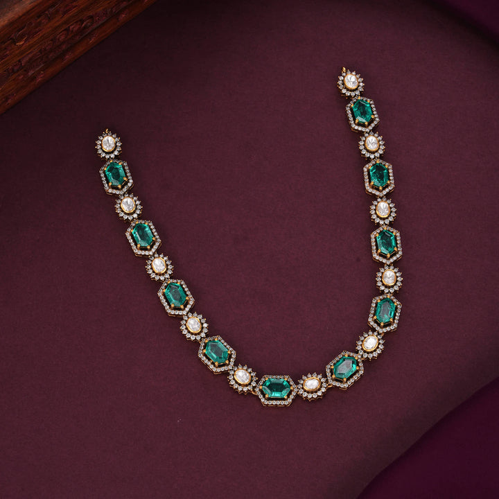 Gleaming Verde Moisannite Short Necklace