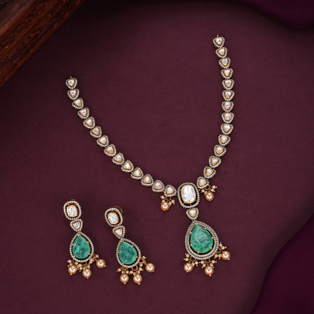 Glowing Verdant Moissanite Short Necklace Set