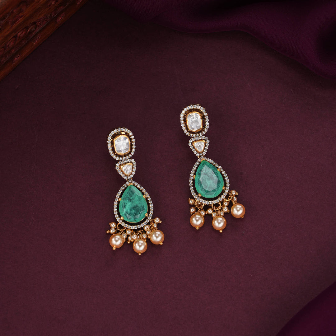 Glowing Verdant Moissanite Short Necklace Set