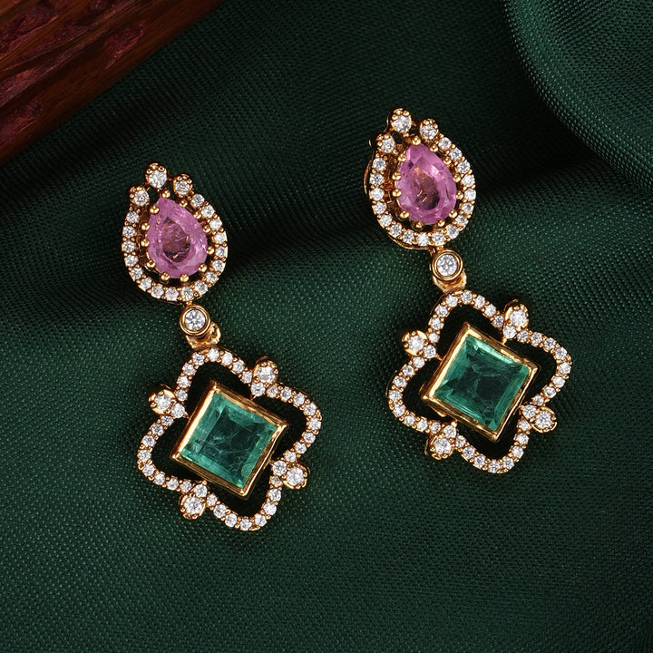 Glowing Charm Diamond Design Short Necklace Set