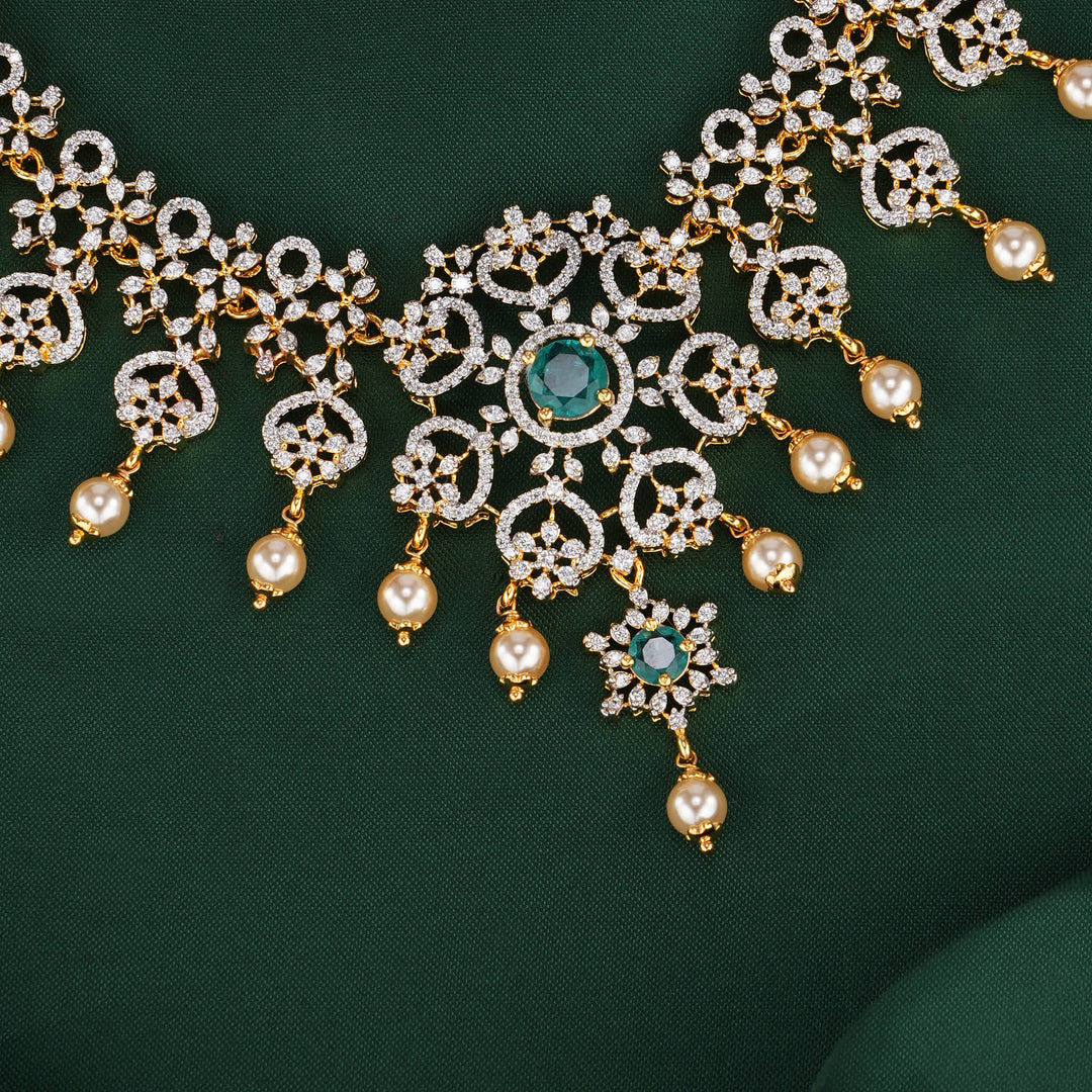 Dhiyaa Diamond Design Short Necklace Set
