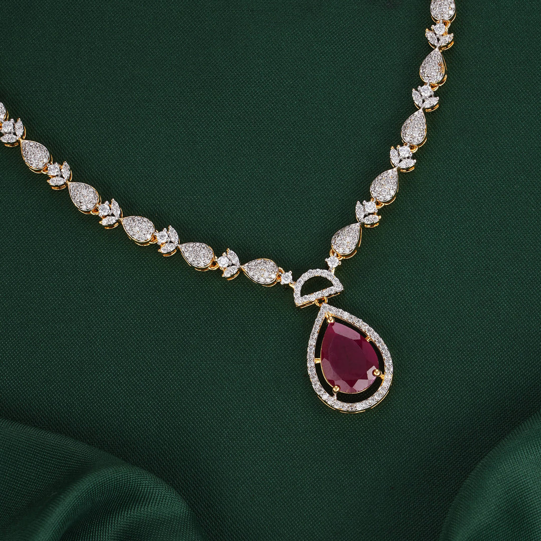 Serene Diamond Design Mini Short Necklace
