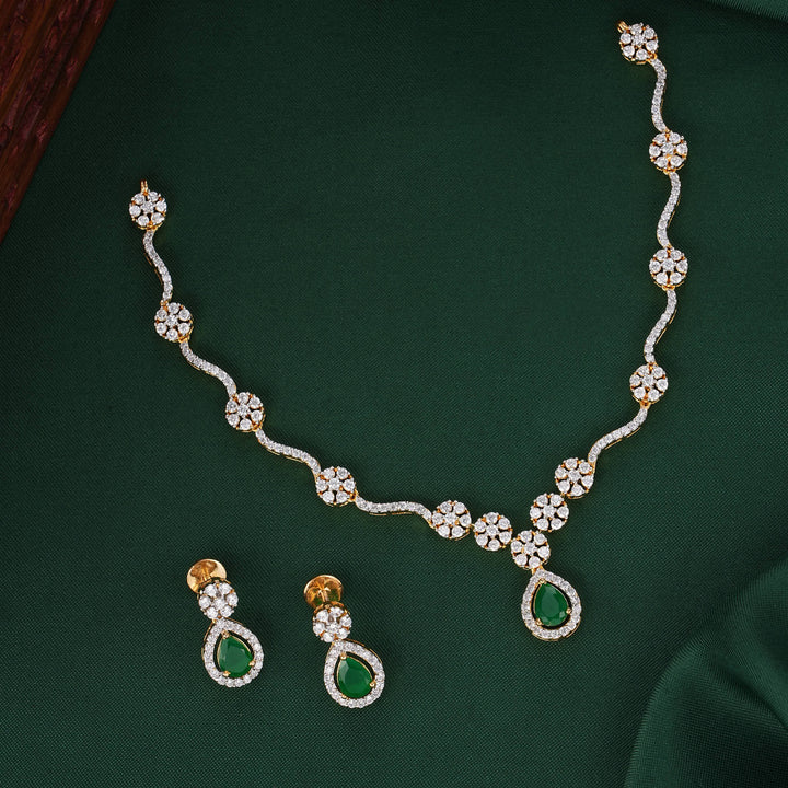 Niharikhaa Avikam Short Necklace Set