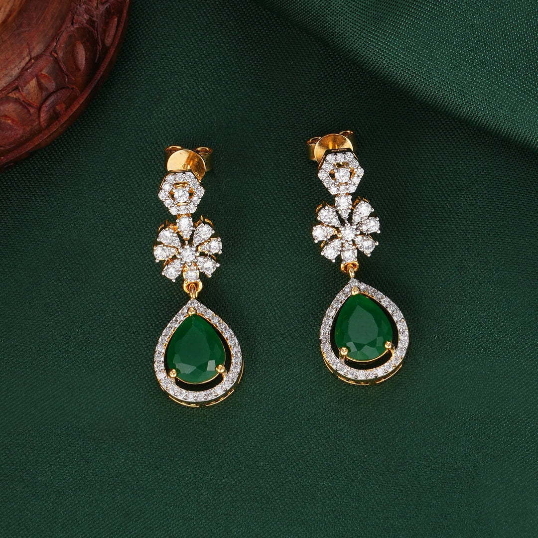 Vaibhav Diamond Design Short Necklace Set